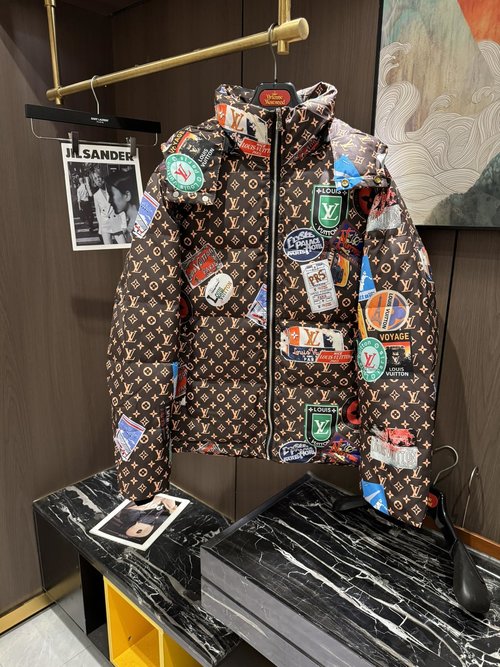 Louis Vuitton Premium Down Jacket with Classic Logo and Good Warmth