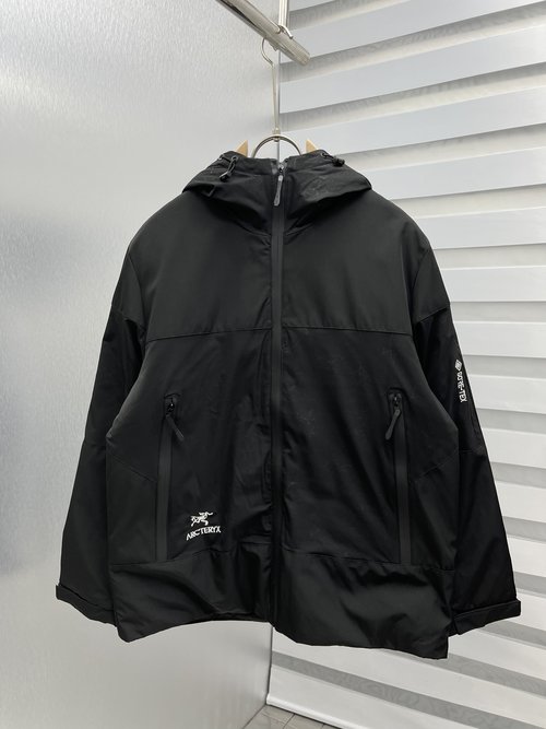 ArcTeryx Premium 90% Down Jacket with Classic Logo