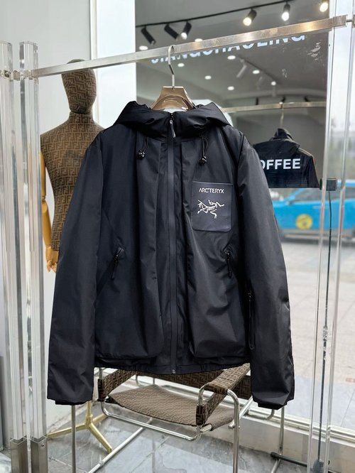 ArcTeryx 90% Down-Filled Classic Logo Plaid Design Jacket