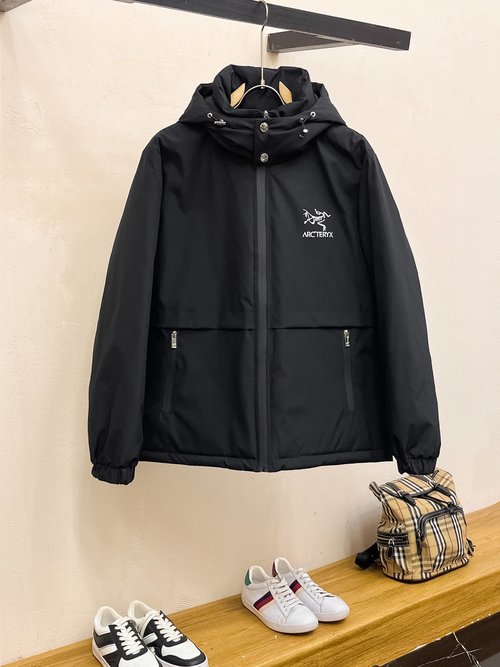 ArcTeryx Premium 90% Down Jacket with Logo