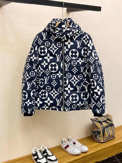 Louis Vuitton Premium 90% Down Jacket with Logo