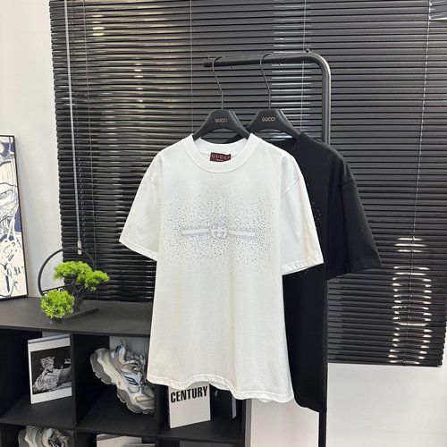 Gucci Starry Logo Rhinestone Short Sleeve T - Shirt