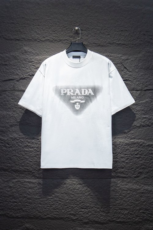 Prada Comfortable Cotton Shirt with Unique Print and Design