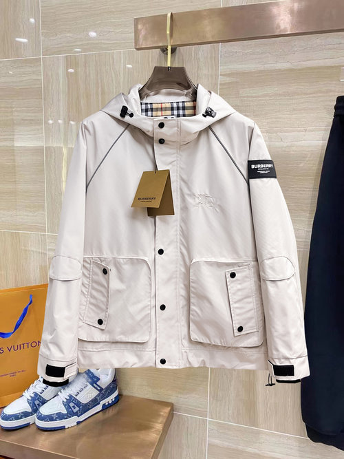 Burberry Double-sided Jacket with High Comfort and Fine Details