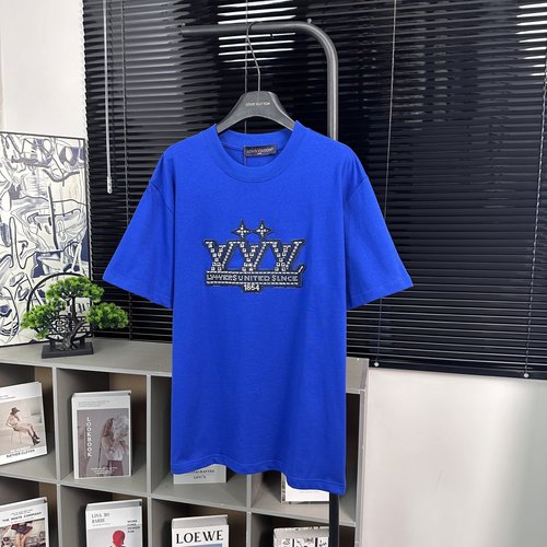 Louis Vuitton Diamond-Embellished Hand-Embroidered Letter Short Sleeve