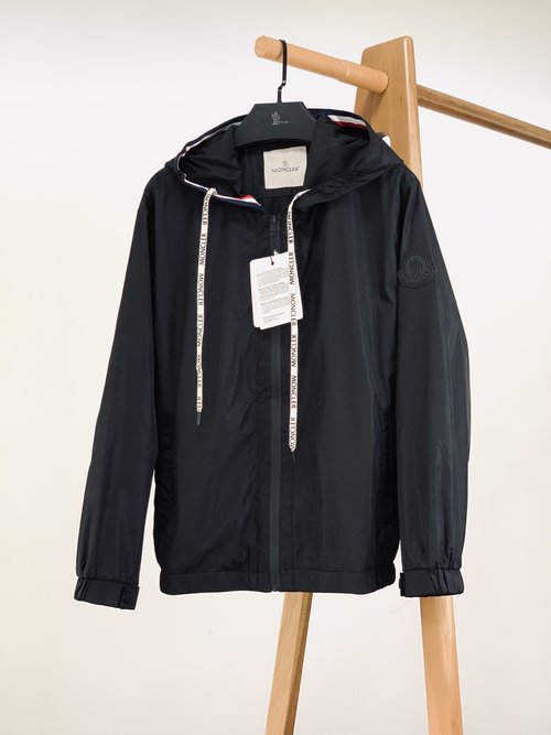 Moncler High-Quality Windproof and Waterproof Hooded Jacket