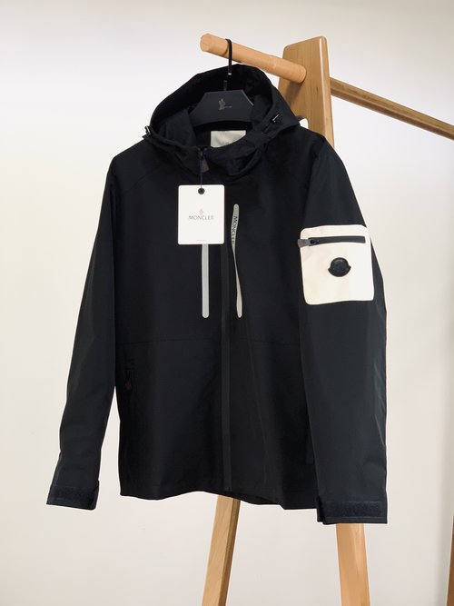 Moncler Waterproof Hooded Jacket Made of Soft Polyester