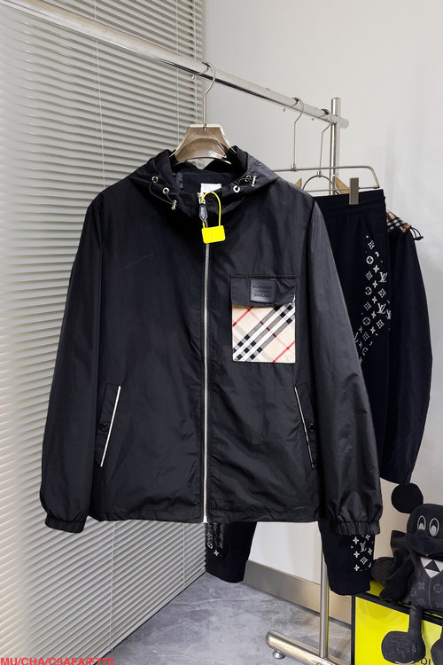 Burberry Pre-sale Jacket Featuring High-quality Attributes