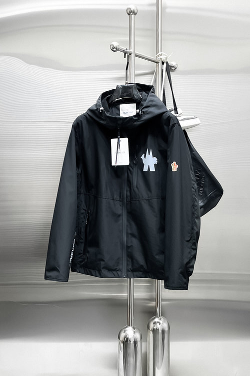 Moncler Double-Sided Jacket Offering High Comfort and Good Fit