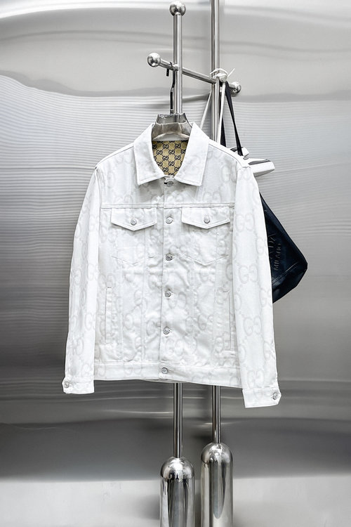 Gucci Double-Sided Jacket Offering High Comfort and Good Fit