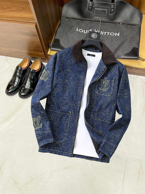 Louis Vuitton Returnable Jacket with High Comfort and Good Fit