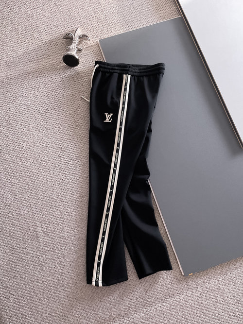 Louis Vuitton Classic Logo Casual Trousers with Great Comfort