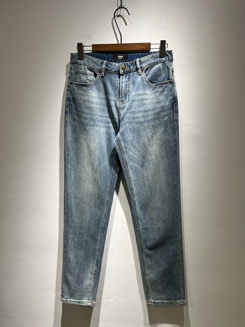 Dior Popular Jeans with Iconic Logo Waistplate