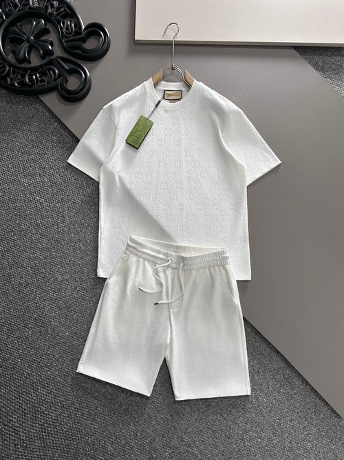 Gucci Customized Cotton T-Shirt and Shorts Set