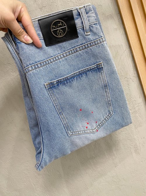 Louis Vuitton Pure Color and Perfect Fit Denim Jeans