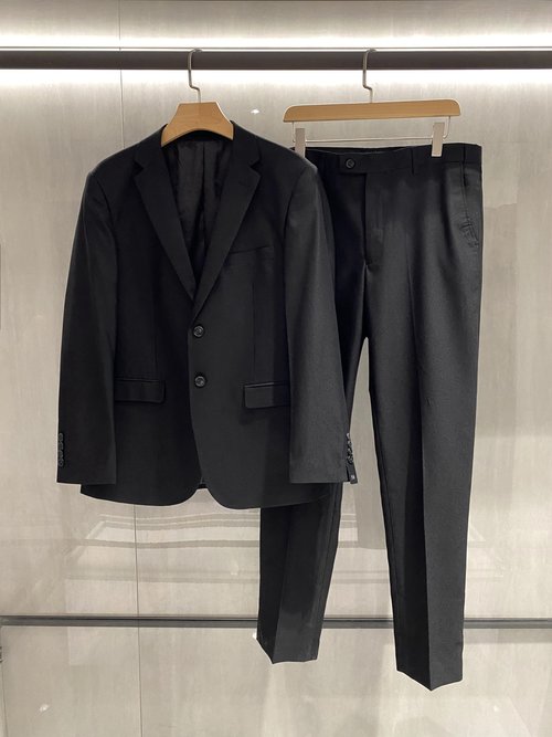 Louis Vuitton Luxury Wool Suit with Exquisite Design and Superior Quality