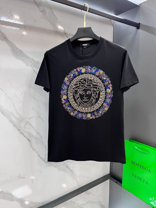 Versace Fashionable Short-sleeved T-Shirt with Logo