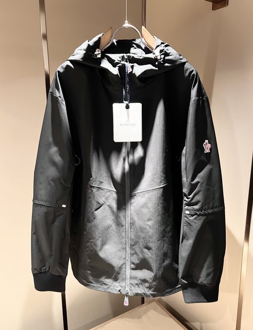 Moncler Soft and Stylish Jacket with Logo Badge