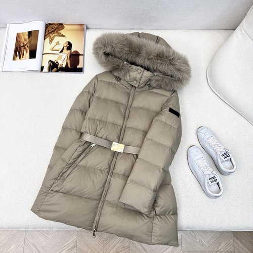 Burberry Waist-cinching Fox Fur Hooded Down Jacket