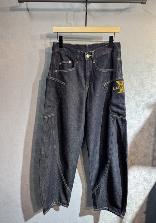 Louis Vuitton Comfortable Wide-Leg Jeans Made from Premium Denim