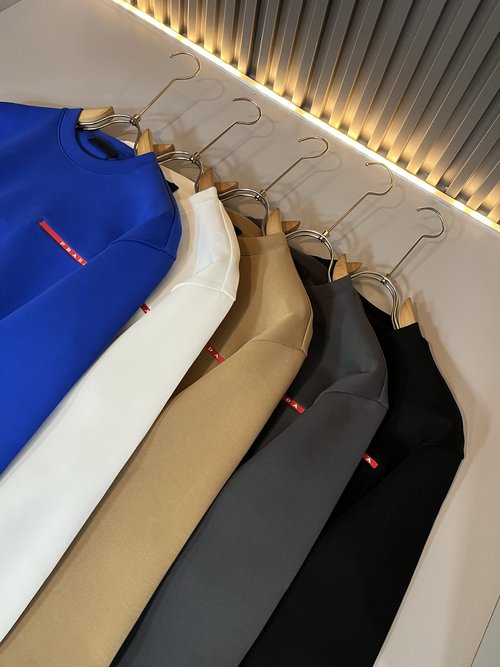 Prada Classic and Stylish Long-sleeved Sweatshirt