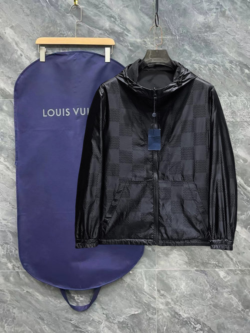 Louis Vuitton Double-sided Jacket with High Comfort and Fine Details