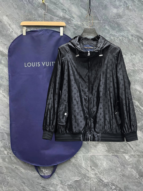 Louis Vuitton Pre-sale Jacket with High Comfort and Good Fit