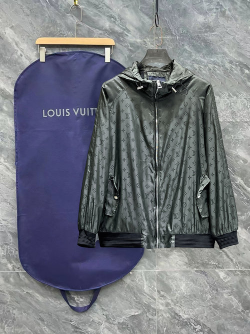 Louis Vuitton Pre-sale Jacket with High Comfort and Good Fit