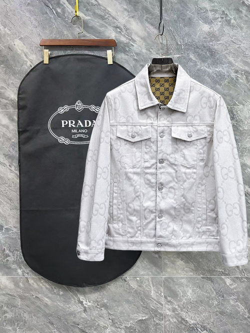 Gucci Retro - style Jacket with High - end Fabric