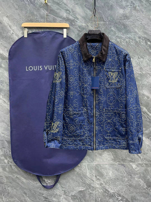 Louis Vuitton Premium Jacket with Breathable Fabric and Good Fit
