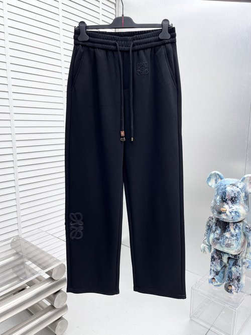 Loewe Comfortable Casual Pants with Exquisite Details