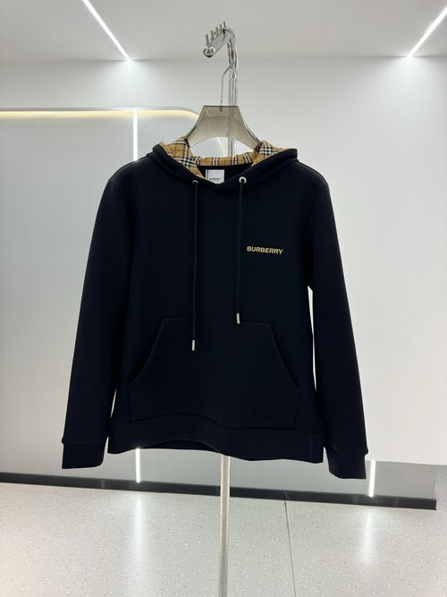 Burberry Exclusive Comfortable Hoodie for All Occasions