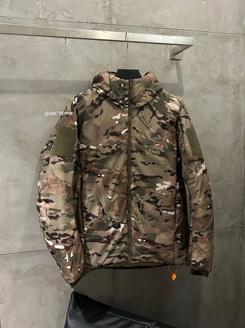 ArcTeryx Windproof and Warm Padded Jacket with Multifunctional Design