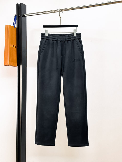 Loewe Casual Pants with Classic Logo and High Comfort