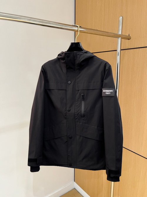 Burberry Pre-sale Jacket with High Comfort and Fine Details