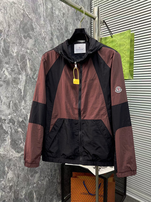 Moncler Pre-sale Comfortable and Well-fitting Jacket