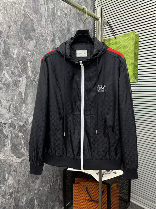 Gucci High-quality Jacket with Breathable Fabric and Good Fit