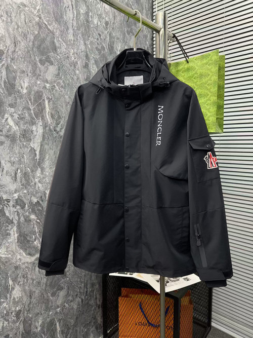 Moncler Jacket Made of Premium Fabric with Excellent Details
