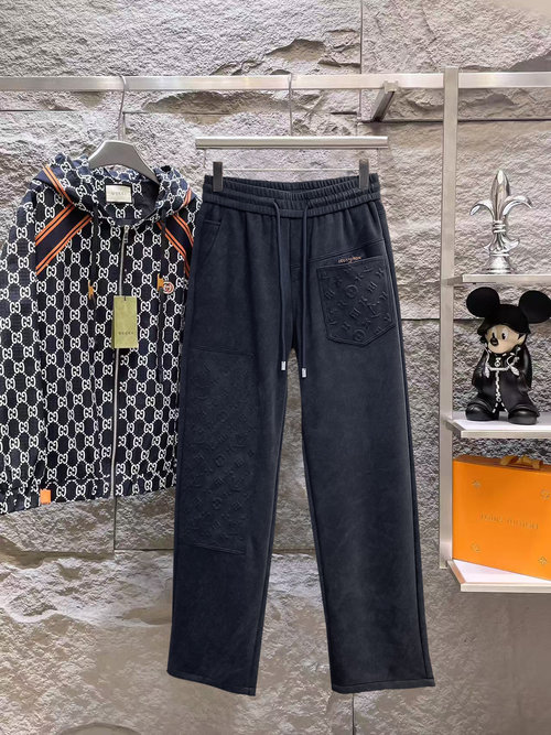 Louis Vuitton New Arrival Logo Casual Pants with Great Comfort