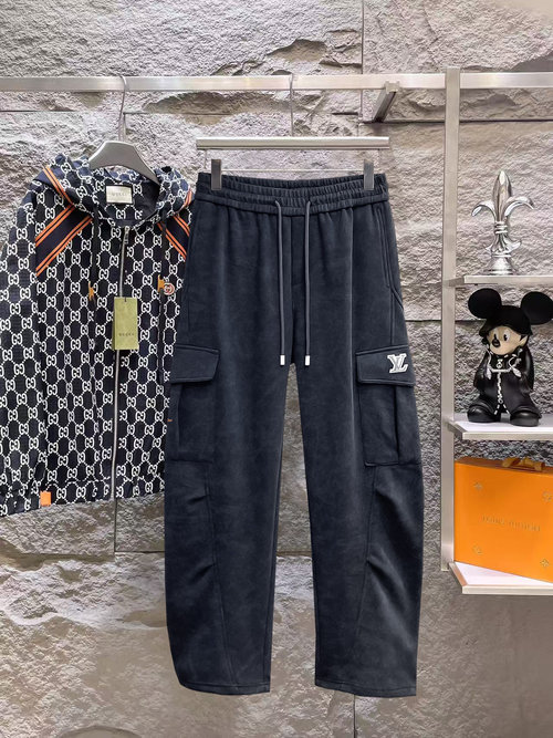Louis Vuitton New Arrival Logo Casual Pants for High Comfort
