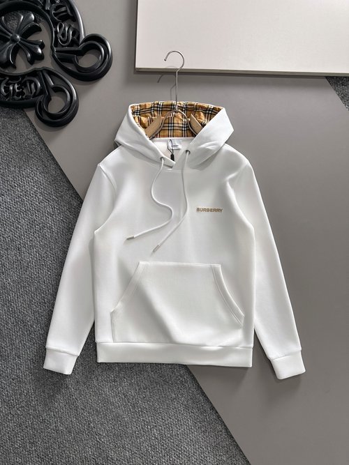Burberry Stylish Hooded Sweatshirt with Exquisite Craftsmanship