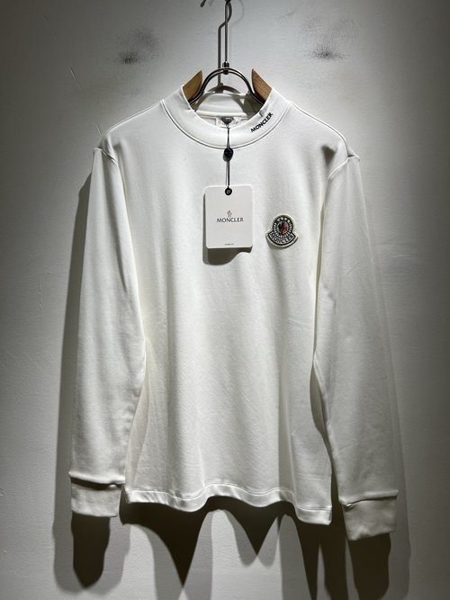 Moncler Comfortable Long-Sleeve Base Layer with Logo Badge