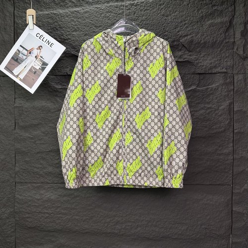 Gucci Fashionable Couples Hooded Jacket with Full Print