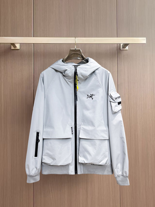 ArcTeryx Premium Breathable Jacket with a Great Fit