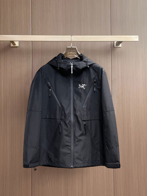 ArcTeryx Premium Breathable Jacket with a Great Fit