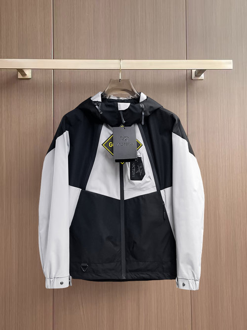 ArcTeryx Pre-sale Comfortable Jacket with a Good Fit