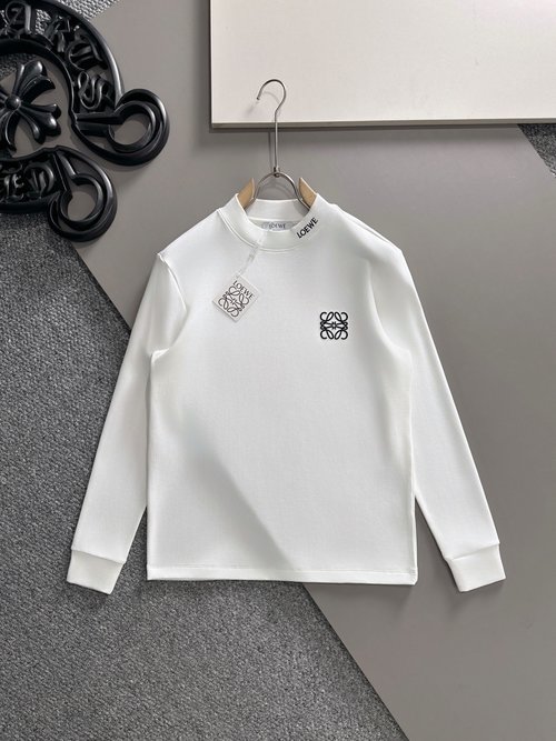 Loewe Comfortable Long-Sleeve T-Shirt for Everyday Use