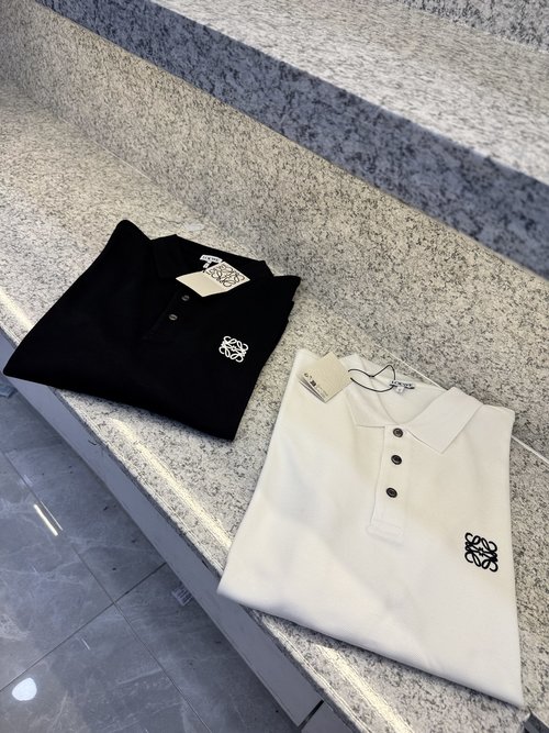 Loewe Breathable and Elegant Polo Shirt Made of Cotton