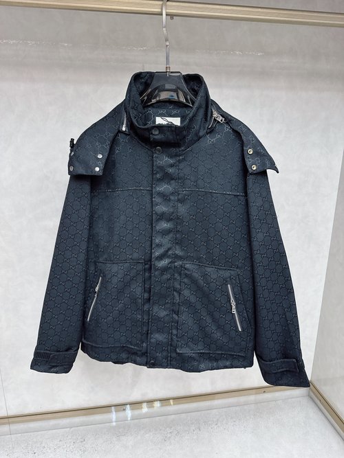 Gucci Premium Breathable Jacket with Good Fit