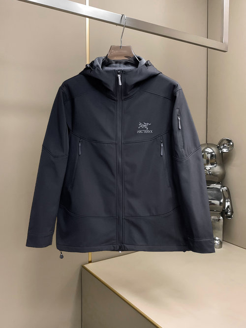 ArcTeryx Double-Sided Wear Jacket in Premium Version
